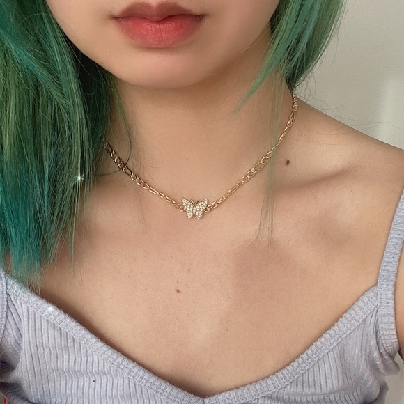 RESTOCKED! butterfly rhinestones choker necklace (buy 1 get two free!!!) - Picture 7 of 8